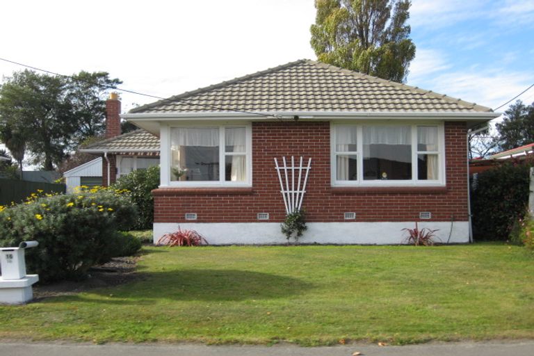 Photo of property in 16 Greenhurst Street, Sockburn, Christchurch, 8042