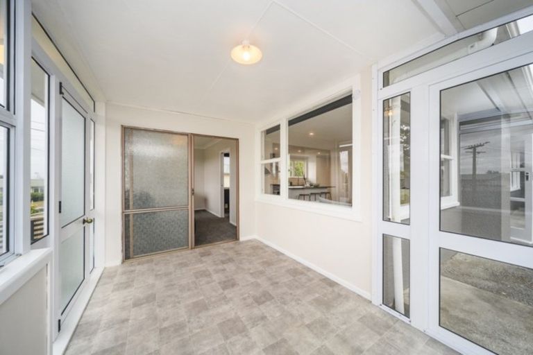 Photo of property in 18 Mcclure Street, Feilding, 4702