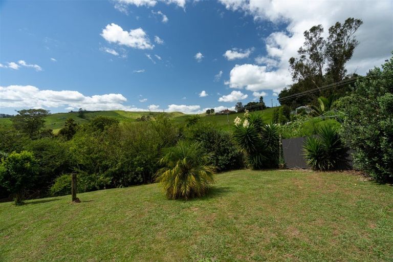Photo of property in 4 Whiteman Road, Kawakawa, 0210