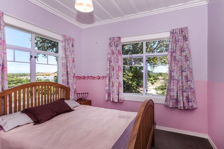 Photo of property in 17 Carlton Road, Pukekohe, 2120