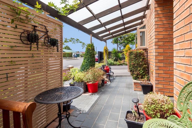 Photo of property in 3/39 Moffett Street, Islington, Christchurch, 8042