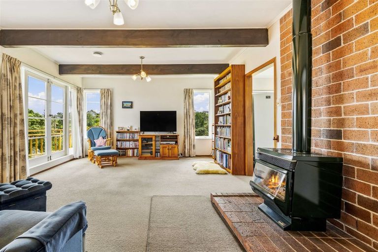 Photo of property in 7 Chamberlain Road, Massey, Auckland, 0614