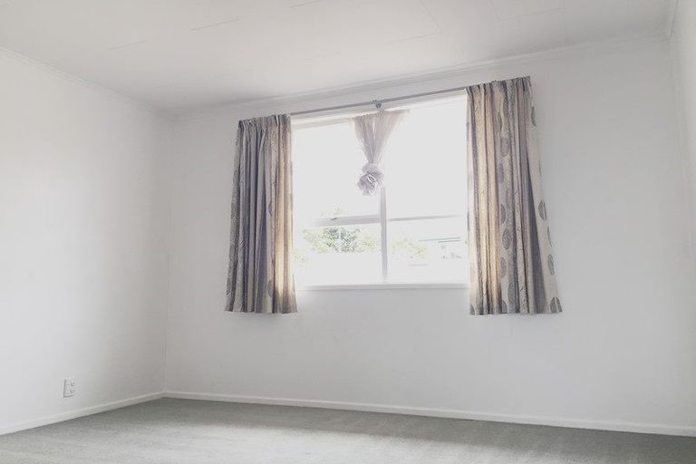 Photo of property in 31 Portadown Avenue, Pakuranga Heights, Auckland, 2010