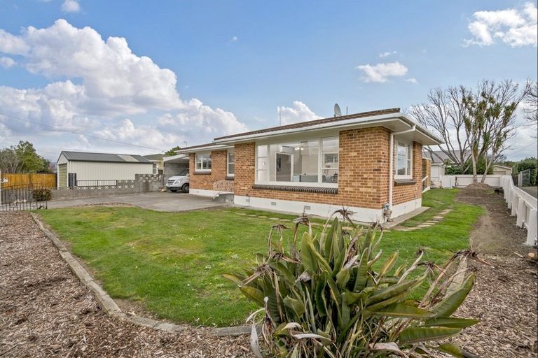 Photo of property in 5 Sutherland Crescent, Westbrook, Palmerston North, 4412