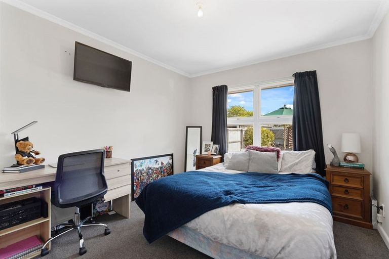 Photo of property in 127 Harris Crescent, Papanui, Christchurch, 8053