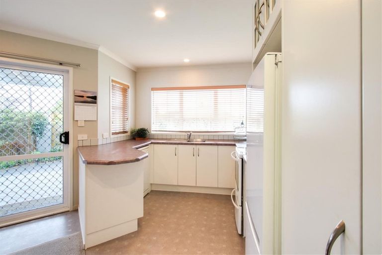 Photo of property in 39a Waterhouse Street, Taradale, Napier, 4112