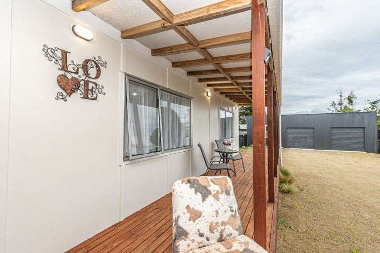 Photo of property in 51 Hussey Street, Waverley, 4510