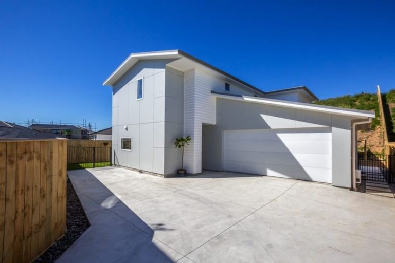 Photo of property in 93a John Burke Drive, Aotea, Porirua, 5024
