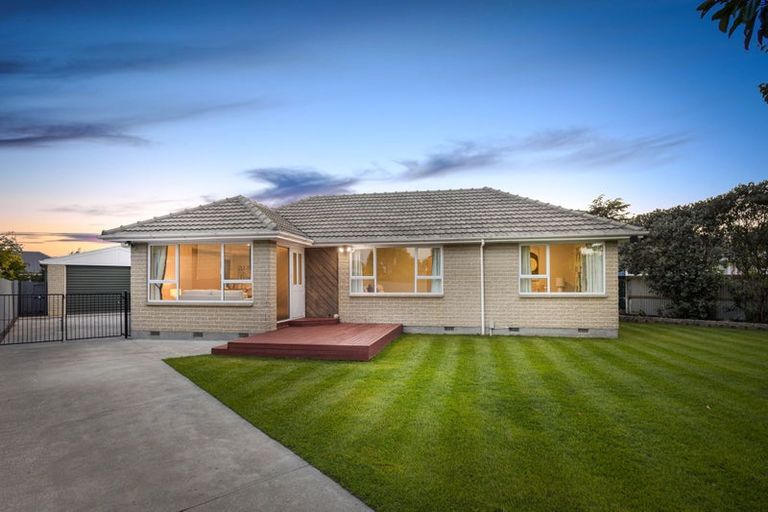 Photo of property in 52 West-watson Avenue, Hillmorton, Christchurch, 8025