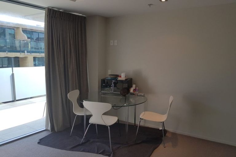 Photo of property in 33/8 Maunganui Road, Mount Maunganui, 3116