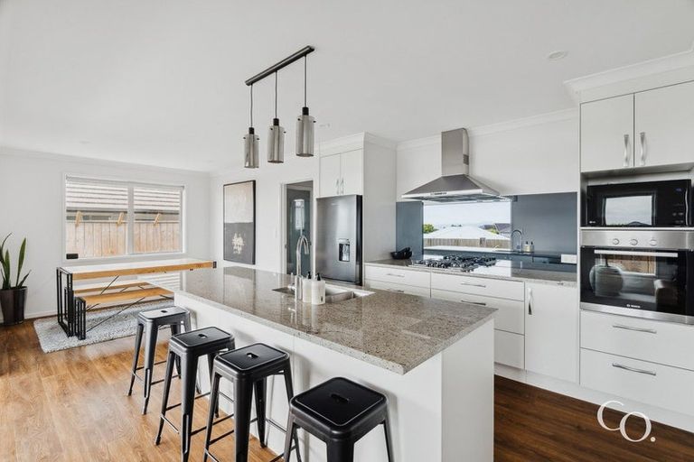 Photo of property in 89 Bert Wall Drive, Omokoroa, 3114