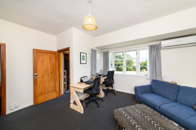 Photo of property in 246 College Street, West End, Palmerston North, 4412