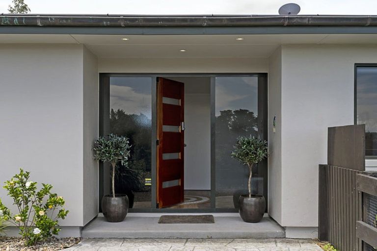 Photo of property in 85 Whitford-maraetai Road, Whitford, Howick, 2571