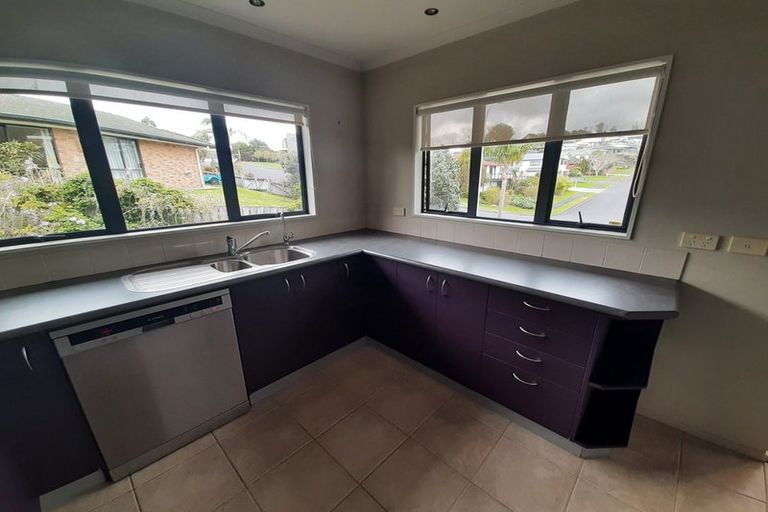 Photo of property in 12 Governor Grey Road, Snells Beach, 0920