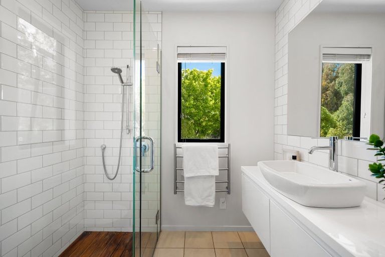 Photo of property in 51 West Meadows Drive, Wanaka, 9305