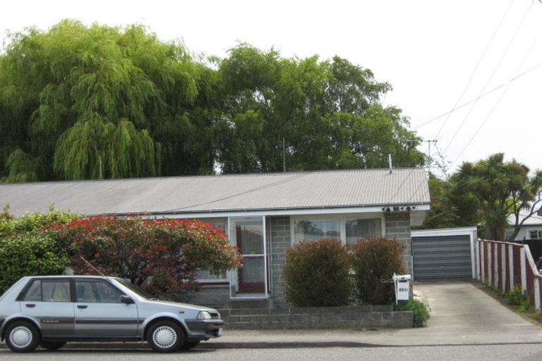 Photo of property in 2/501 Barbadoes Street, Edgeware, Christchurch, 8013