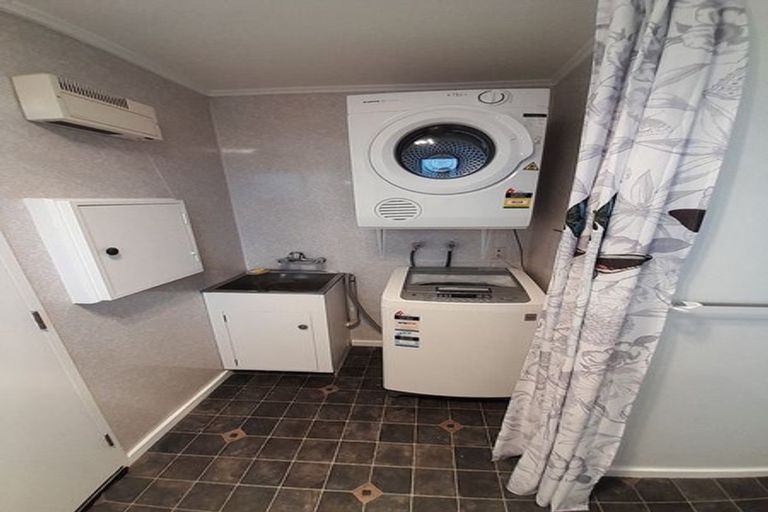 Photo of property in 2/139 Mcmurdo Street, Tinwald, Ashburton, 7700