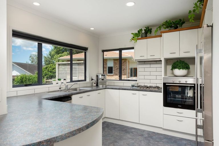 Photo of property in 49 Fairview Place, Te Puke, 3119