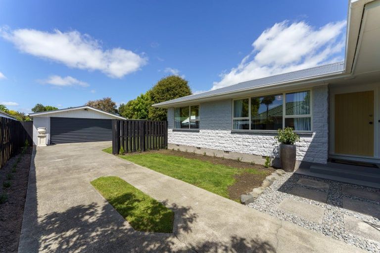 Photo of property in 60 Wingate Street, Redwood, Christchurch, 8051