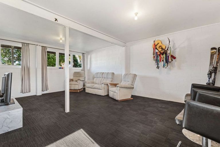 Photo of property in 33 Bell Road, Western Heights, Rotorua, 3015