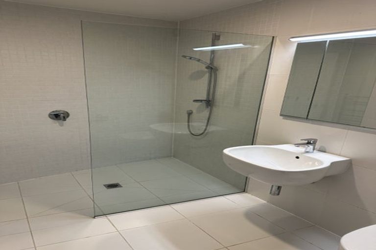 Photo of property in 19 Ngatira Road, Muriwai, Waimauku, 0881