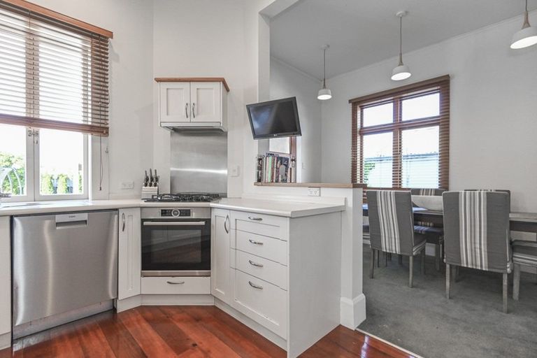 Photo of property in 1007 Plunket Street, Saint Leonards, Hastings, 4120