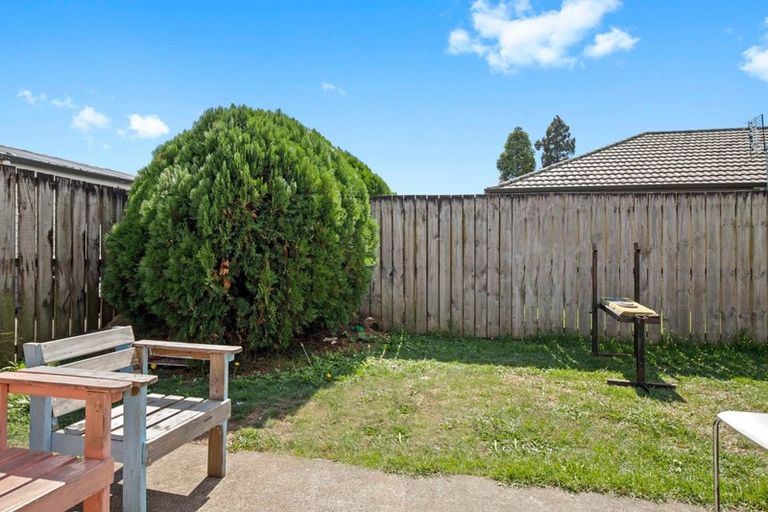 Photo of property in 70a Kayes Road, Pukekohe, 2120