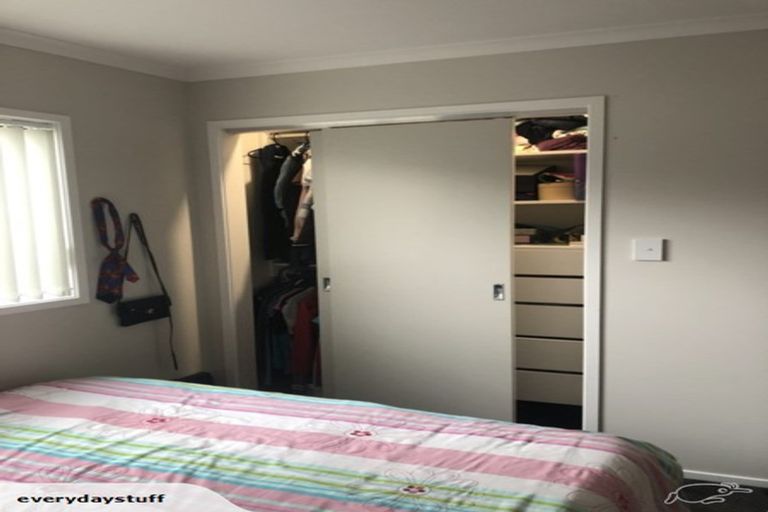 Photo of property in 12 Buddle Road, Wallaceville, Upper Hutt, 5018