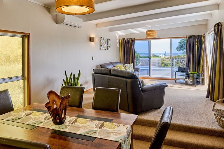 Photo of property in 93 Marine Parade, Paraparaumu Beach, Paraparaumu, 5032