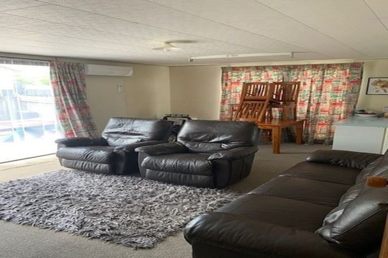 Photo of property in 1/20 Ingram Street, Papakura, 2110