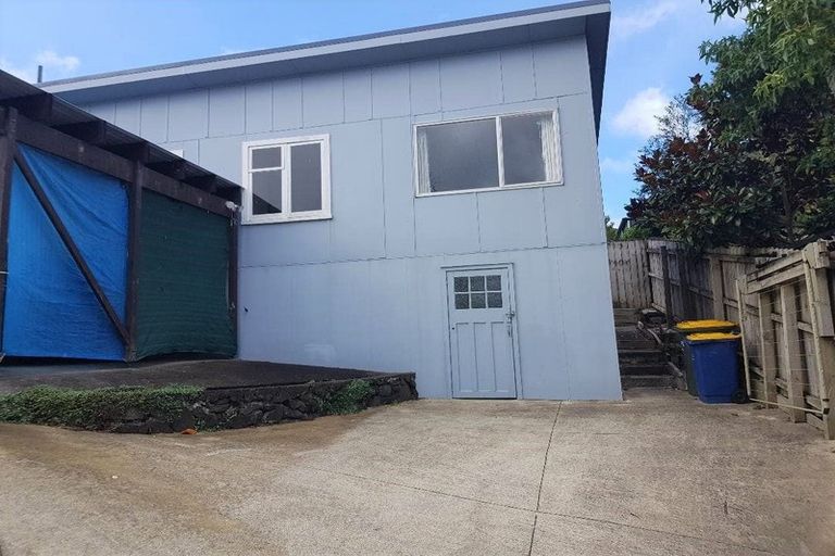 Photo of property in 10a Blease Street, New Lynn, Auckland, 0600
