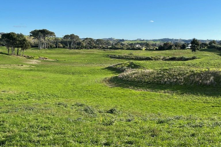 Photo of property in 213 Black Swamp Road, Mangawhai, Wellsford, 0975