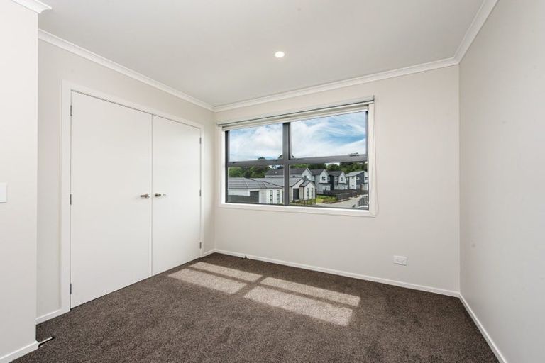 Photo of property in 52 Pateke Drive, Kenepuru, Porirua, 5022