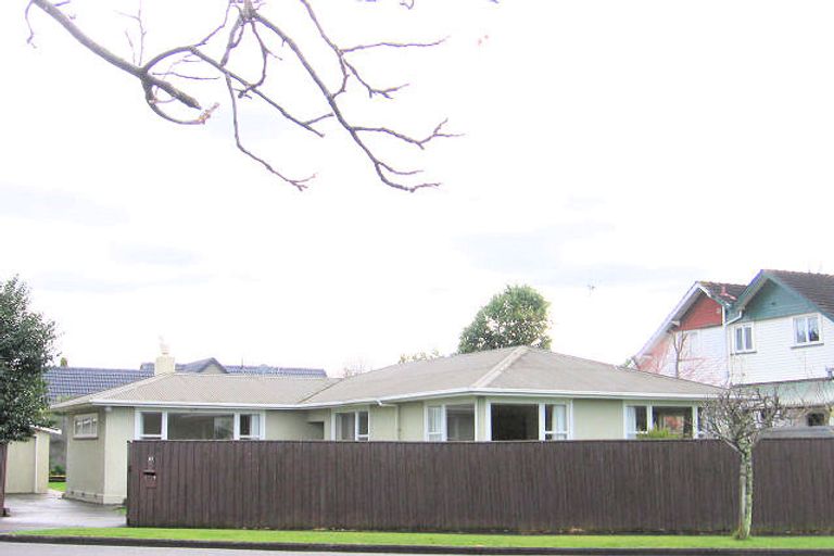 Photo of property in 51 Ihaka Street, Hokowhitu, Palmerston North, 4410