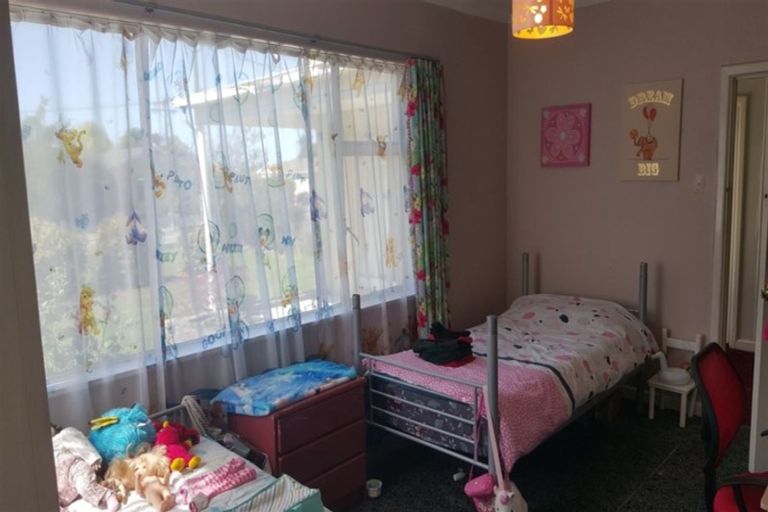 Photo of property in 70 Shearman Street, Waimate, 7924