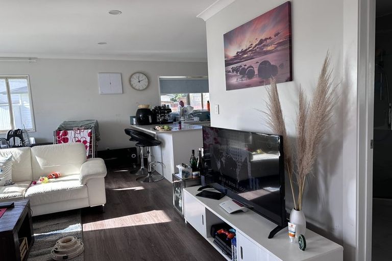 Photo of property in 56a Shelter Drive, Greenhithe, Auckland, 0632