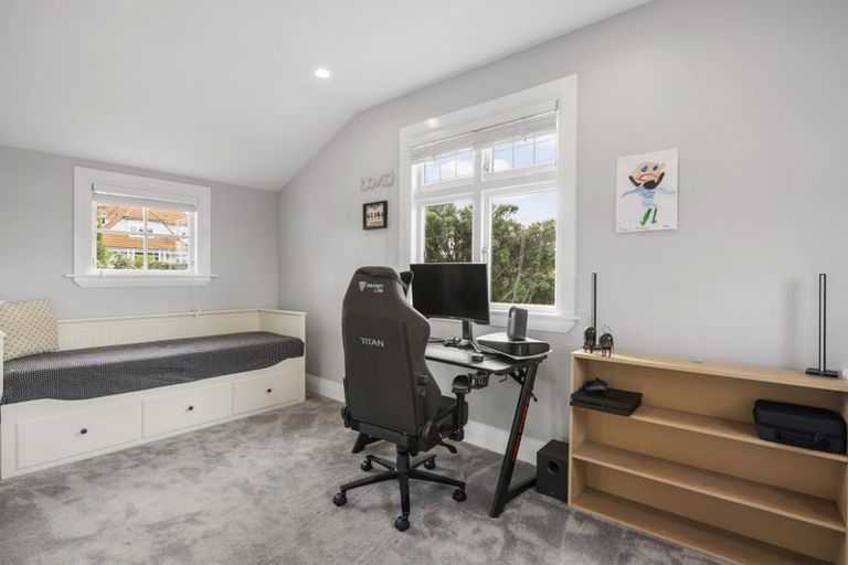 Photo of property in 49 Jubilee Road, Khandallah, Wellington, 6035