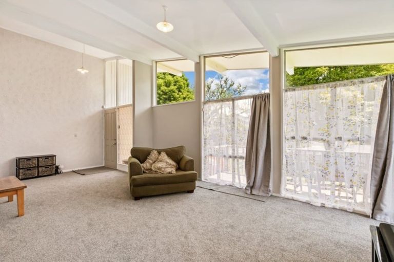 Photo of property in 5 Sunlands Drive, Manurewa, Auckland, 2102
