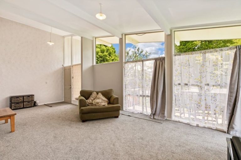 Photo of property in 5 Sunlands Drive, Manurewa, Auckland, 2102