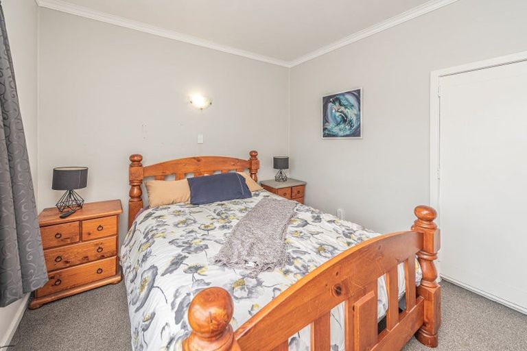 Photo of property in 16 Field Street, Aramoho, Whanganui, 4500