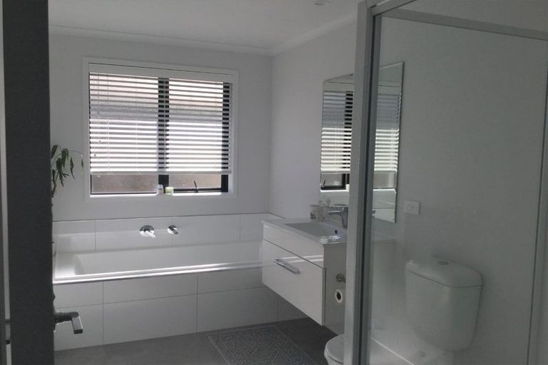 Photo of property in 15 Customhouse Street, Bell Block, New Plymouth, 4312