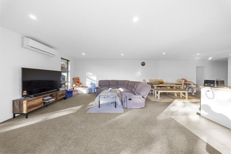 Photo of property in 80 Te Wharo Drive, Papamoa, 3118