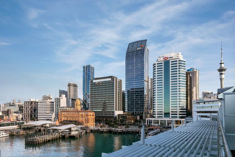 Photo of property in Shed 20 Princes Wharf Apartments, 48a/139 Quay Street, Auckland Central, Auckland, 1010