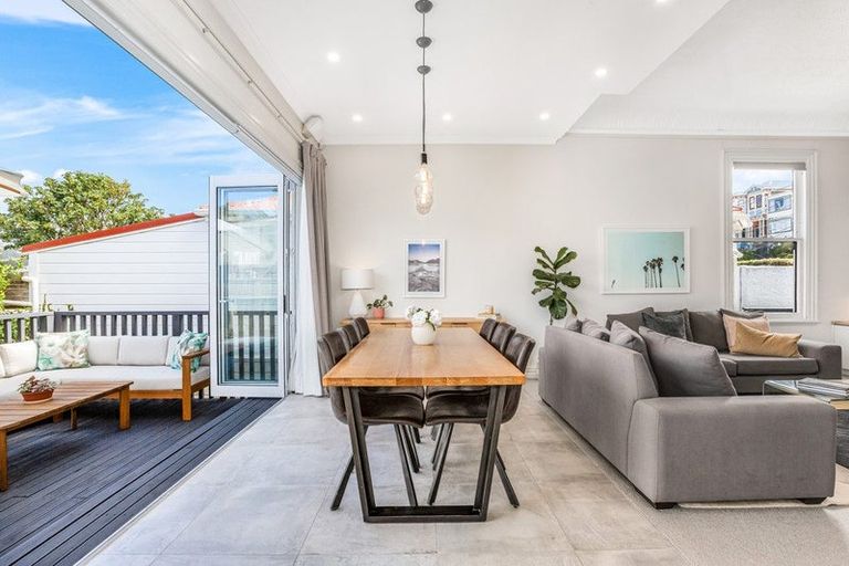 Photo of property in 32 Hiropi Street, Newtown, Wellington, 6021