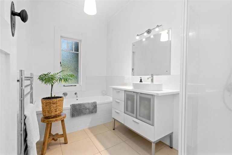 Photo of property in 326 River Road, Claudelands, Hamilton, 3214