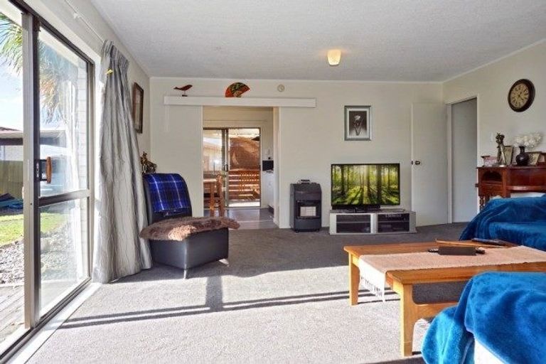 Photo of property in 40 Dunlop Road, Te Puke, 3119