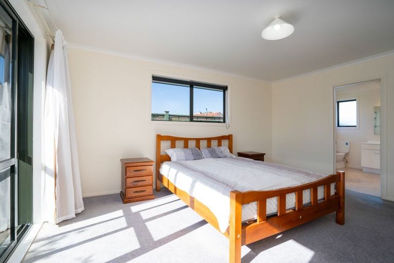 Photo of property in 27 Bowen Street, Cambridge, 3434