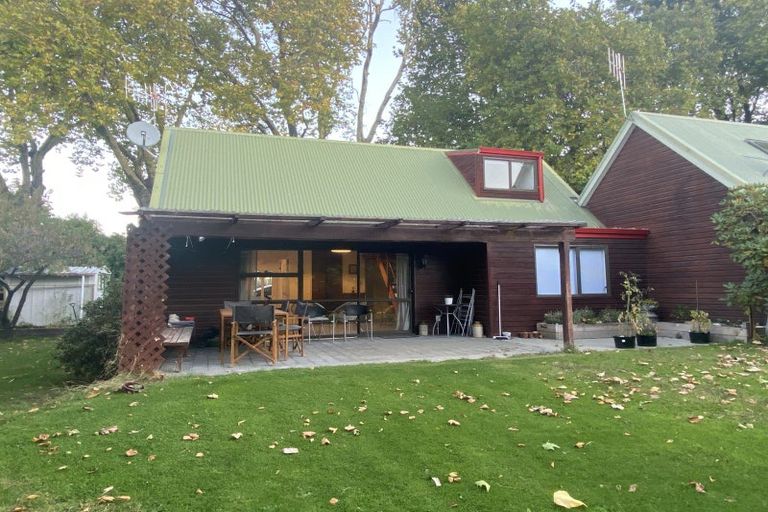 Photo of property in 13a Heuchan Lane, Wanaka, 9305