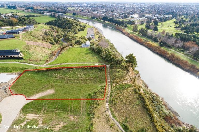 Photo of property in 44 Vaucluse Heights, Fitzherbert, Palmerston North, 4410