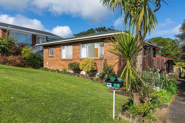 Photo of property in 1/21 Takapu Street, Henderson, Auckland, 0612